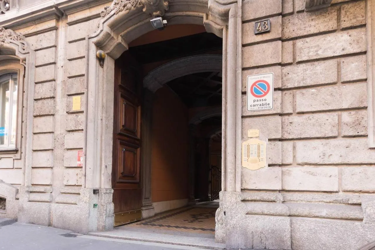Altido Lovely Mansard Milánó Apartman